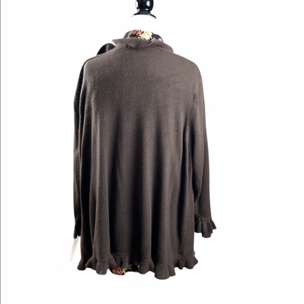 EVIE Ruffle Cardigan Brown 3X - Picture 3 of 5
